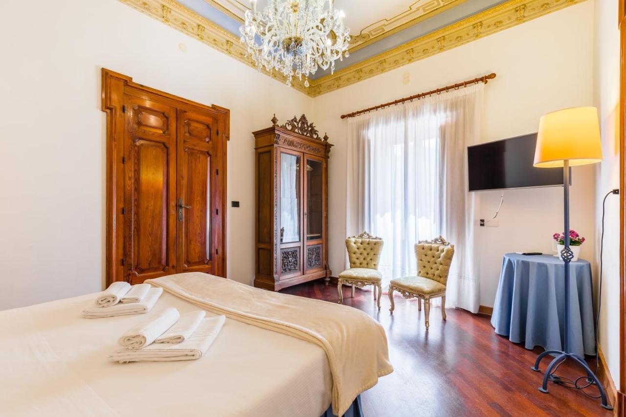 Palazzo Montalbano Bed & Breakfast Scicli Exterior photo