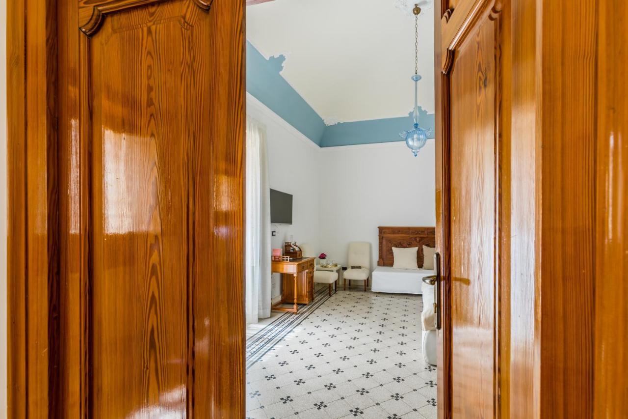 Palazzo Montalbano Bed & Breakfast Scicli Exterior photo