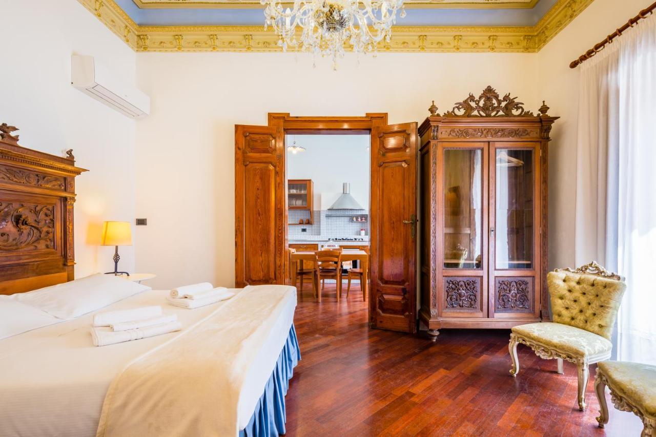 Palazzo Montalbano Bed & Breakfast Scicli Exterior photo